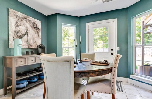 Powell House | Old Wire Retreat Summ