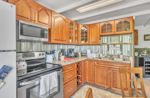 Ellicottville Apartment | Old World Charmer Heart of Town