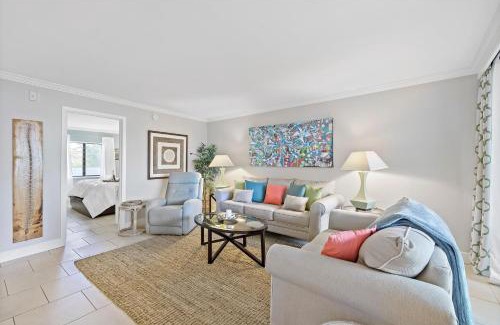Marco Island House | Olde Marco riverfront condo with pools and tennis