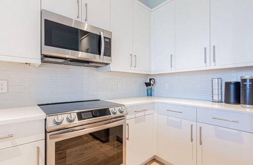 Old Naples Condo | Olde Naples. New and Fabulous !