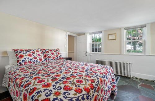 Rockport Apartment | Olde New House