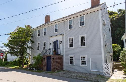 Rockport Apartment | Olde New House