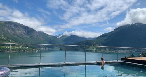 Stryn House | Olden Tinyhouse - Modern Living