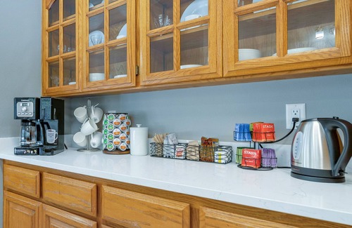 Bonner County House | Oldtown Home w/ Private Yard + Mountain Views