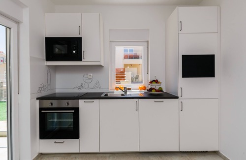 Veliki Drvenik Apartment | Olea Resort, 50m2, Teilweise Meerblick
