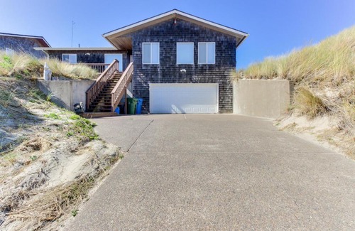 Bayshore House | Oleg Potts Beach House