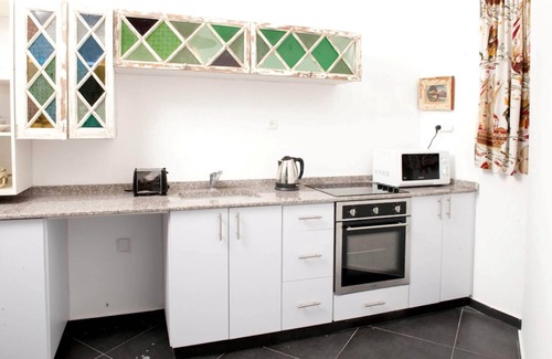 Jaffa Apartment | OLEI ZION 2/3 ROOMS 70 SQM BALCONY/3/- SHUK