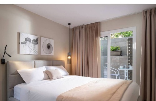 Neos Marmaras Apartment | OLENIA Luxury Apartments 2