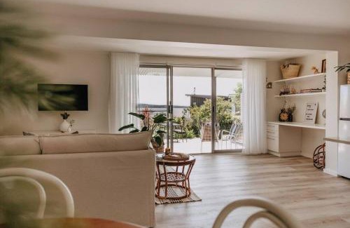 Pambula Beach House | Olga and Alma - The Coastal Retreat
