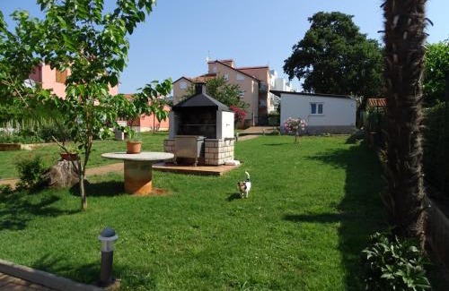 Karigador Apartment | Olga Apartment Near the Beach