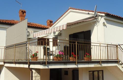 Karigador Apartment | Olga Apartment Near the Beach