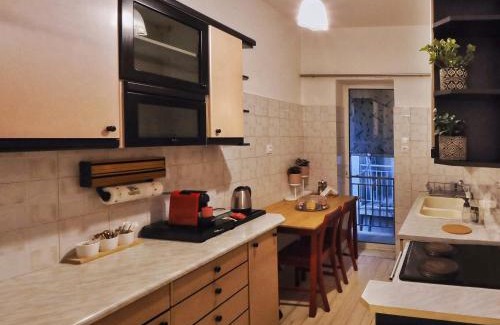 Kaisariani Apartment | Olga's Lovely Elia Apartment - Olea Kesariani