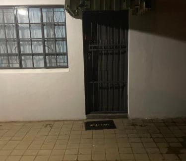 Berea Apartment | OlimG Stays - 2