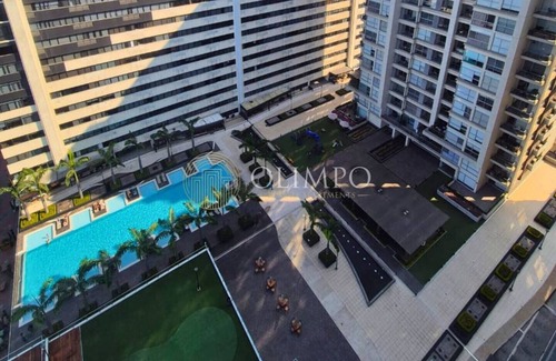 Tarqui Apartment | Olimpo Sky Room Deluxe with river view
