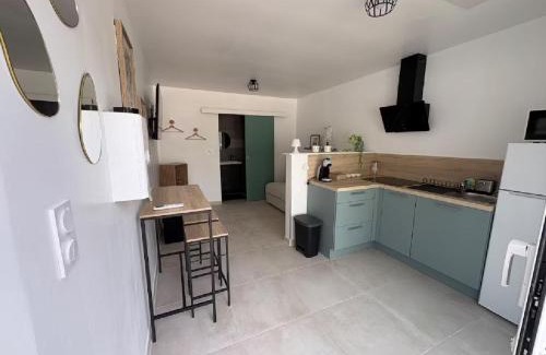 Trans-en-Provence Apartment | Oliva - Studio indépendant pour vos déplacements professionnels