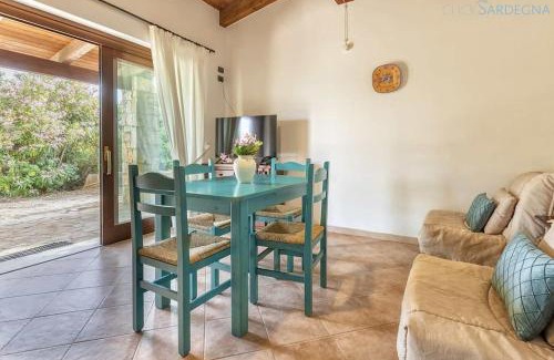 Santa Maria La Palma Villa | Olivastri Cottage with pool in the Nature Park of Porto Conte