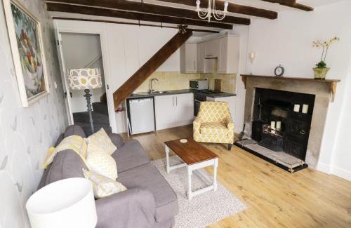 Richmond House | Olive Cottage