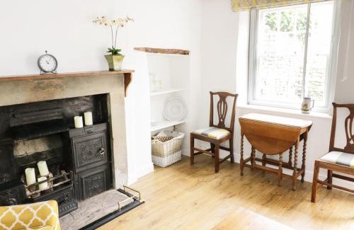 Richmond House | Olive Cottage