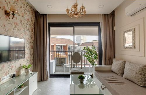 Candolim Apartment | Olive Door 1 BHK Suite Near Candolim beach