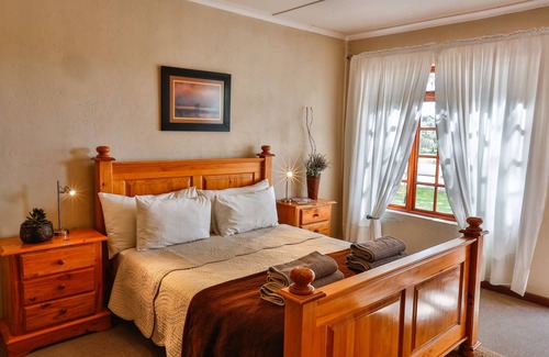 Beaufort West House | Olive Grove Guest Farm