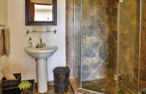 Beaufort West House | Olive Grove Guest Farm