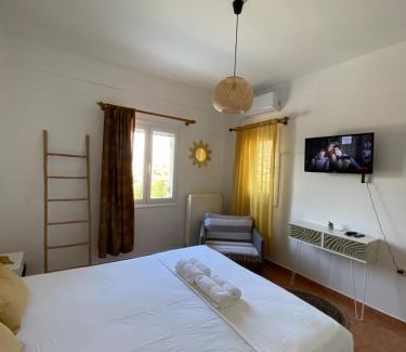 Parikia Apartment | Olive Nest