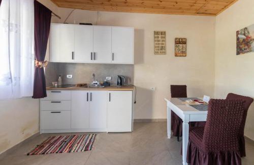 Otllak Apartment | Olive Oasis Studio
