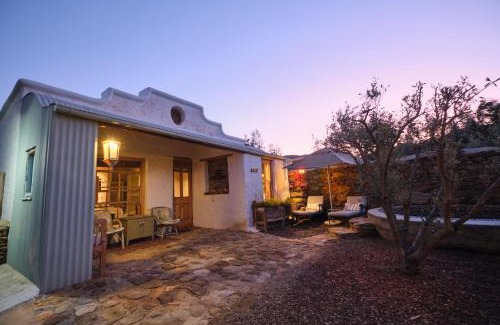 Montagu House | Olive Stone Farm Cottages