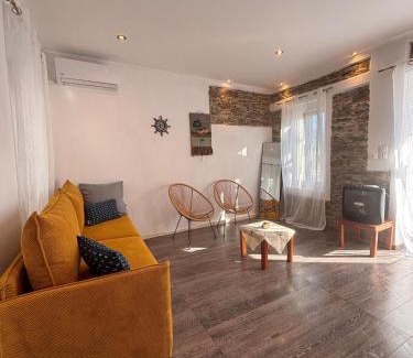 Plomari House | Olive Stonehouse