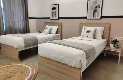 Stage 1 Hotel | Olive Zip Indiranagar Metro by Embassy Group