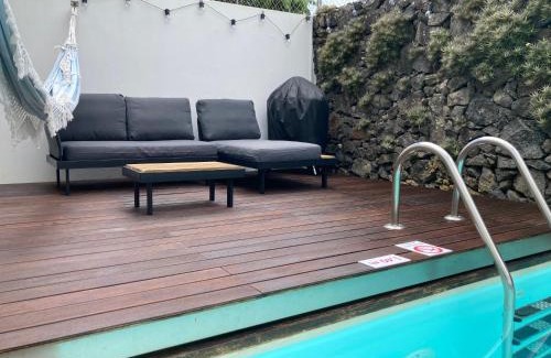 Faja de Baixo Villa | Oliveira House