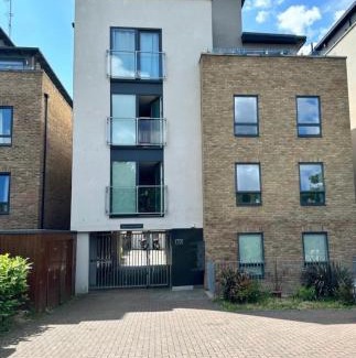 Lambeth House | Oliver Double Room