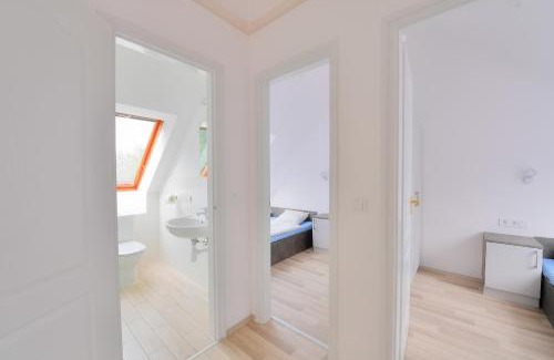 Balatonlelle House | Oliver Inn