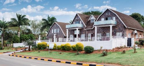 Mtunzini Bed & Breakfast | Oliver's Bed and Breakfast
