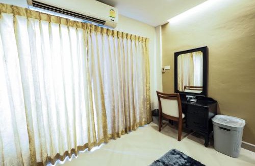 Kaset Junction Villa | Oliver's House KS