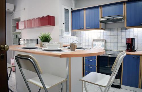 Makrigianni Apartment | OLIVER SUITES