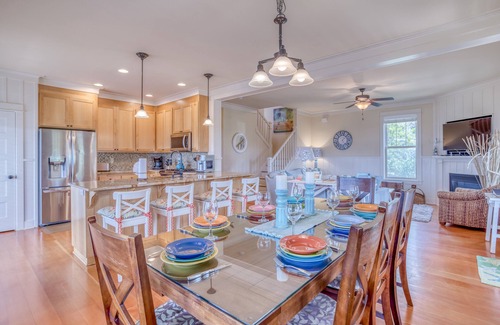 Olivia Beach House | Olivia Beach Access, Ocean View, Hot Tub, Game Room, 3D Smart TV