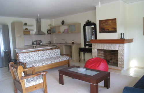 Pyrgos House | Olympia Family House II