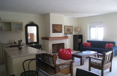 Pyrgos House | Olympia Family House II