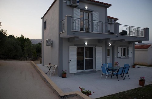 Karavomylos Villa | Olympia Villa
