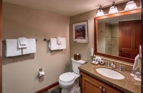 Olympic Valley Condo | Olympic Valley Resort: Ski In/Out King Bedroom