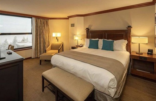 Olympic Valley Condo | Olympic Valley Resort: Ski In/Out King Bedroom