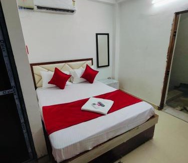 Kolkata House | Om Guest House