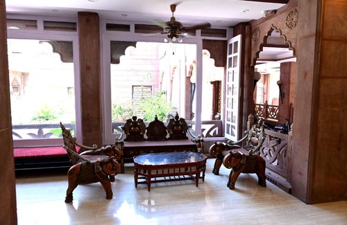 Gulab Sagar Hotel | Om Heritage Haveli