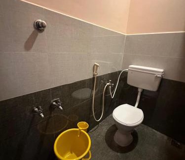 Tiruvannamalai House | Om Muruga Homestay