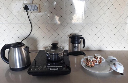 Shimla Bed & Breakfast | Om Niwas Homestay
