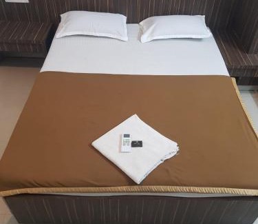 Shirdi House | Om Sai Hotel and Guesthouse