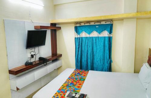 Kolkata House | Om Shanti Guest House-Near Ruby General Hospital & Science City