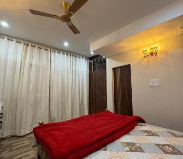 Sirala House | Om villa stays