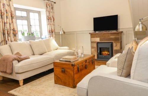Moreton-in-Marsh House | Oma's Cottage